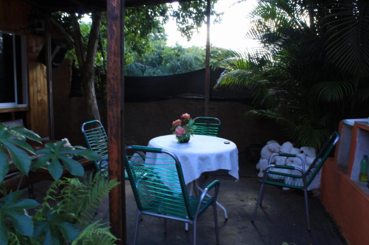 Krieger Haus Hostel Puerto Iguazú Buitenkant foto